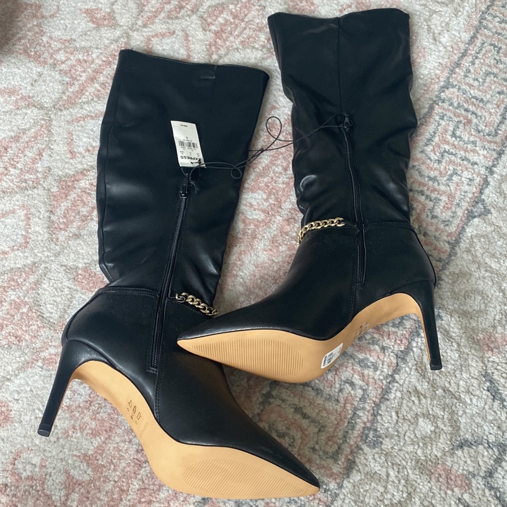 Express Boots - Picture 4 of 5